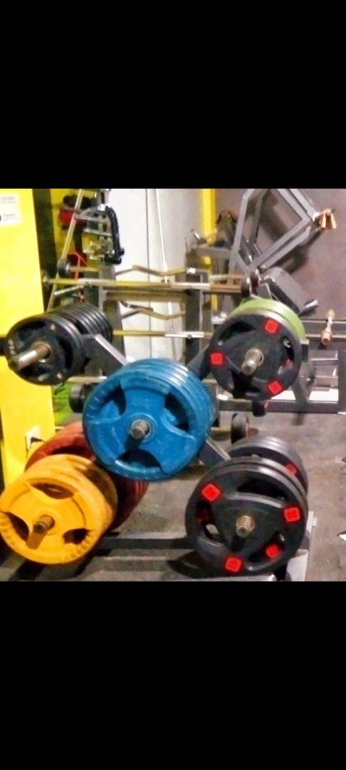 Gym equipment (Category: Cardio & Fitness Machines) located in Santa Rosa. Submitted by coach02_30 (Listing ID 1462899227, Image 2). Description: Xtreme gym equipment Equitment list ... Bench press/ Olympic bars Bench press incline Smith machine/squat rack Leg press Leg extension/leg curl Chest machine (Jungle machine) Cross over Peck deck Cable row Lat Pulldown Dips/abs leg raise Incline board Utility bench 1 1 utility bench adjustable Preacher 
