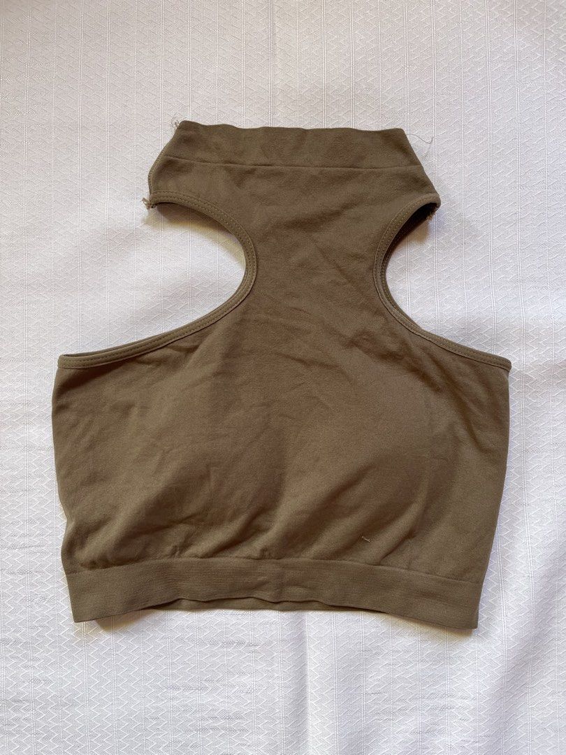 Halter Top (Category: Sleeveless) located in Baguio. Submitted by leyfinds_2600 (Listing ID 1462917578, Image 1). Description: Bust: 13” stretches up to 16” laid flat Taupe brown/grayish brown color Issue: May slight creasing/crumpling sa built-in bra cups, visible in photos. 📍Baguio Shipping thru J&T (payment first).