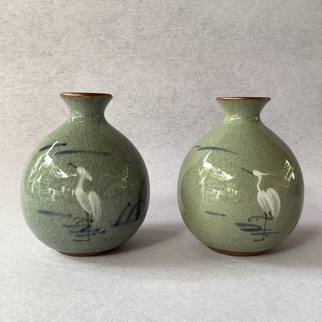 Hand-Painted Celadon Crackle Glaze Bud Vase (Category: Vases & Decorative Bowls) located in Davao. Submitted by eclectic1925 (Listing ID 1463069768, Image 1). Description: Php300 for 2 Hand-Painted Celadon Crackle Glaze Bud Vase H: 3.7 inches L; 2.9 inches *last pic for price reference only Please REVIEW PHOTOS First to pay We use 100% repurposed packaging materials SF starts at Php70 via Flash Express .