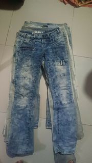 (Category: ) located in . Submitted by thrift.glaizee (Listing ID 1462935404, Image 1). Description: .