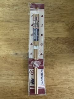 （分類：）位於 。 由 serenachanforever21 提交（商品編號 1462909598，圖片 1）。簡介： 。