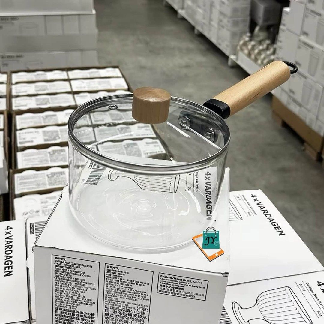 High Borosilicate Glass Single Handle Soup Pot with Lid (Category: Cookware & Accessories) located in Manila. Submitted by chaionlineshop (Listing ID 1462993843, Image 2). Description: - Clear glass soup pot with a single wooden handle. - Made from durable high borosilicate glass. - Ideal for both cooking and serving your favorite dishes. - Easy to clean and adds a stylish touch to your kitchen. - Box indicates 'High boron glass'..