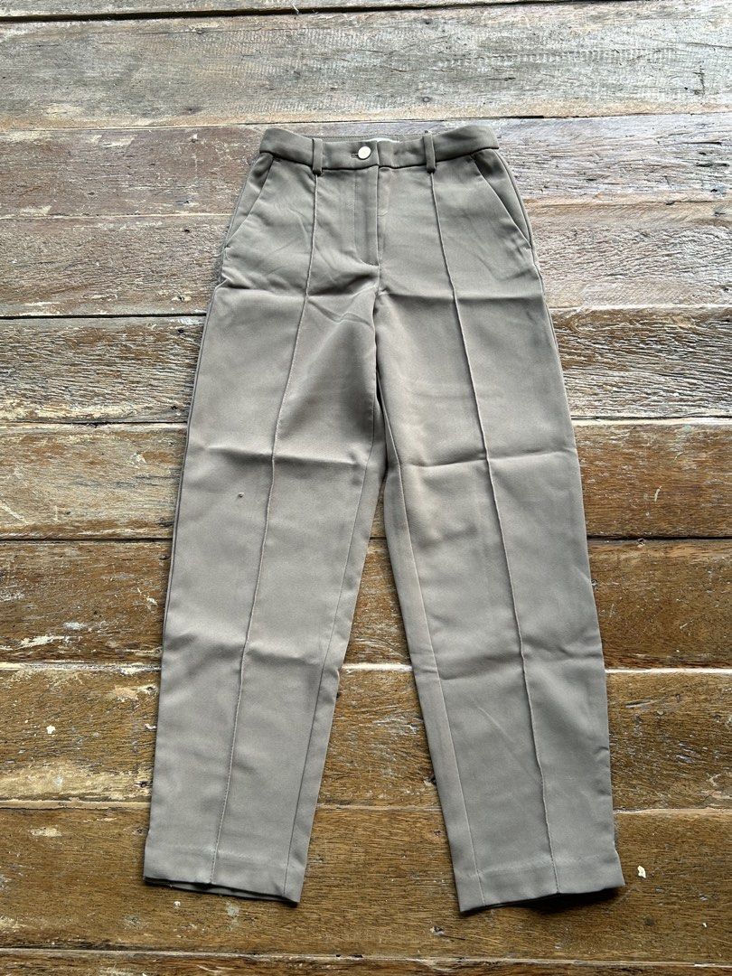 High-Waisted Trousers (Category: Other Bottoms) located in Surigao. Submitted by chastnavarrete (Listing ID 1463035698, Image 1). Description: - High-waisted classic cut trousers - Button and zip front closure - Fabric with a subtle sheen - Two side pockets - Straight legs with a neat front crease - Ideal for work or smart casual occasions.