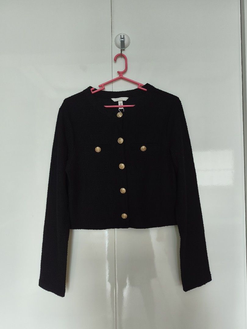 H&M Black Cardigan (Category: Others Tops) located in Manila. Submitted by smilefashion08 (Listing ID 1462896746, Image 1). Description: Original H&M.