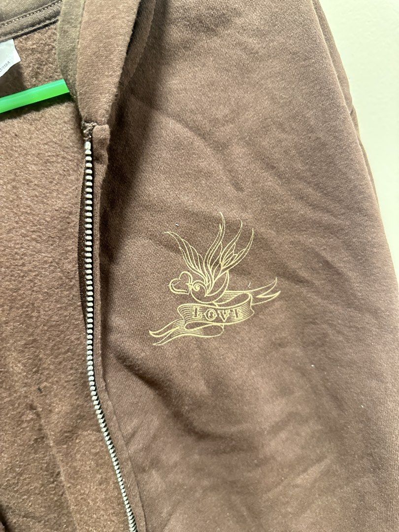 [H&M] brown cropped jacket (Category: Coats, Jackets and Outerwear) located in Cainta. Submitted by m4tchyyy (Listing ID 1463023994, Image 2). Description: 🌀 never worn before! 🍀 mop: gcash or bdo 🍀 mod: j&t, ggx, or same day delivery within mm.