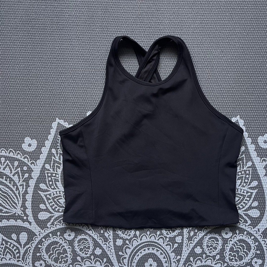 H&M Criss cross back Tank Top (Medium) (Category: Activewear) located in Manila. Submitted by dayclutter (Listing ID 1462999638, Image 1). Description: .