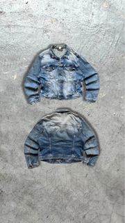 (Category: ) located in . Submitted by breakingoods.preloved (Listing ID 1463010360, Image 1). Description: .