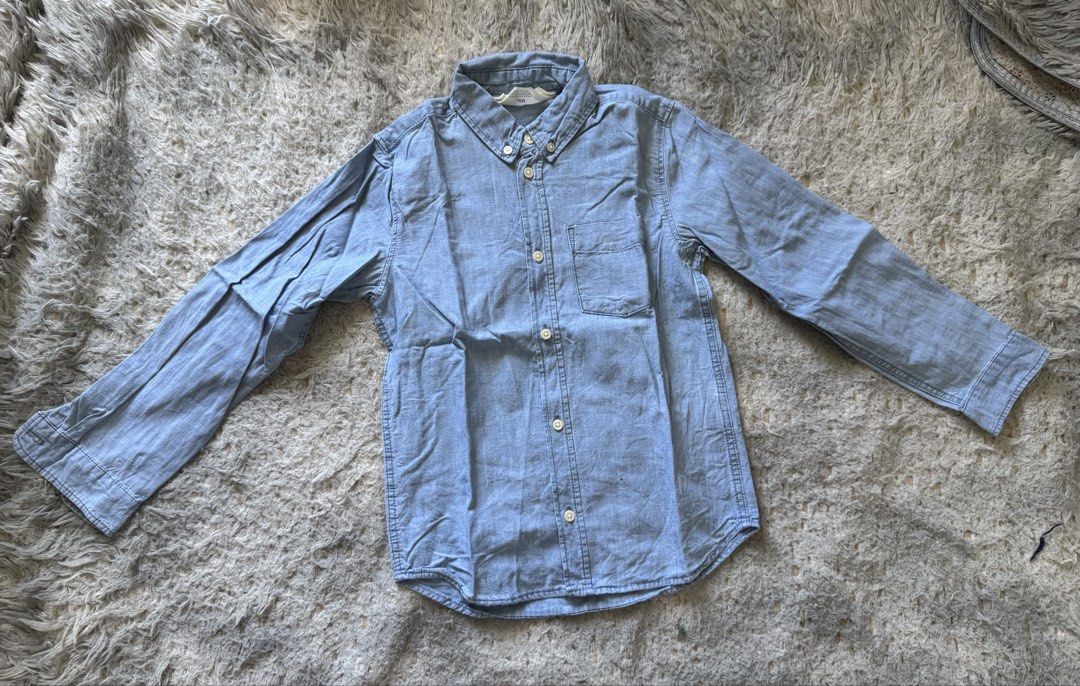 H&M Denim Longsleeves (Category: Babies & Kids Fashion) located in Mandaluyong City. Submitted by 1hapimaki (Listing ID 1463054731, Image 1). Description: Washed but not used Will fit 6-7 years ild.