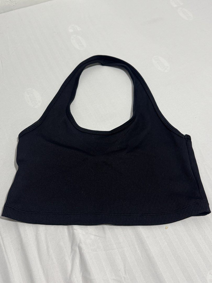 H&M Divided Black Ribbed Halter Crop Top Size M (Category: Sleeveless) located in Pasig City. Submitted by niks.tb (Listing ID 1462934495, Image 1). Description: Decluttering items! Decluttering Items! . You can also buy ALL TOPS (last slide) as a set for P700.00. 📍Kapitolyo, Pasig.