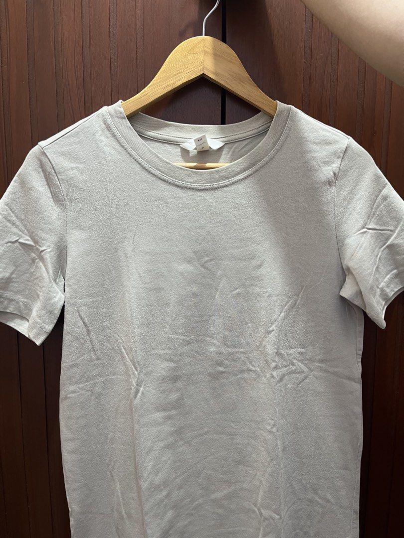 H&M Dress (Category: Shirts) located in Cagayan de Oro. Submitted by prelovederela (Listing ID 1463021339, Image 2). Description: fits s frames! super nice :).