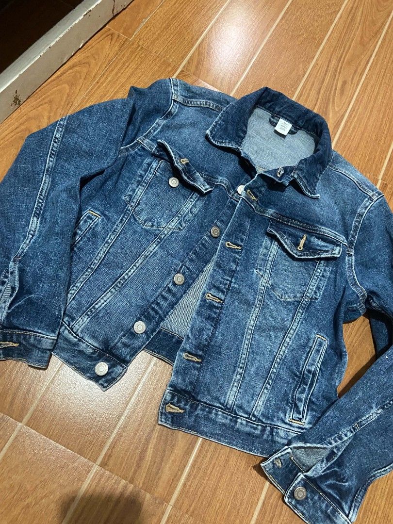 H&M high quality denim jacket (Category: Coats, Jackets and Outerwear) located in Balanga. Submitted by itsjuliaden07 (Listing ID 1463049491, Image 1). Description: will send when worn.
