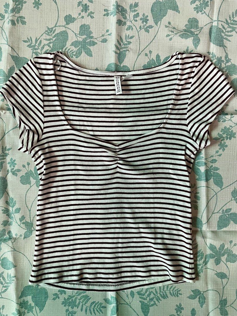H&M Purple Stripes cute top summer (Category: Shirts) located in Manila. Submitted by iador1a (Listing ID 1462934857, Image 1). Description: -can do s-m -stretchy -pmaya and gcash, jnt.