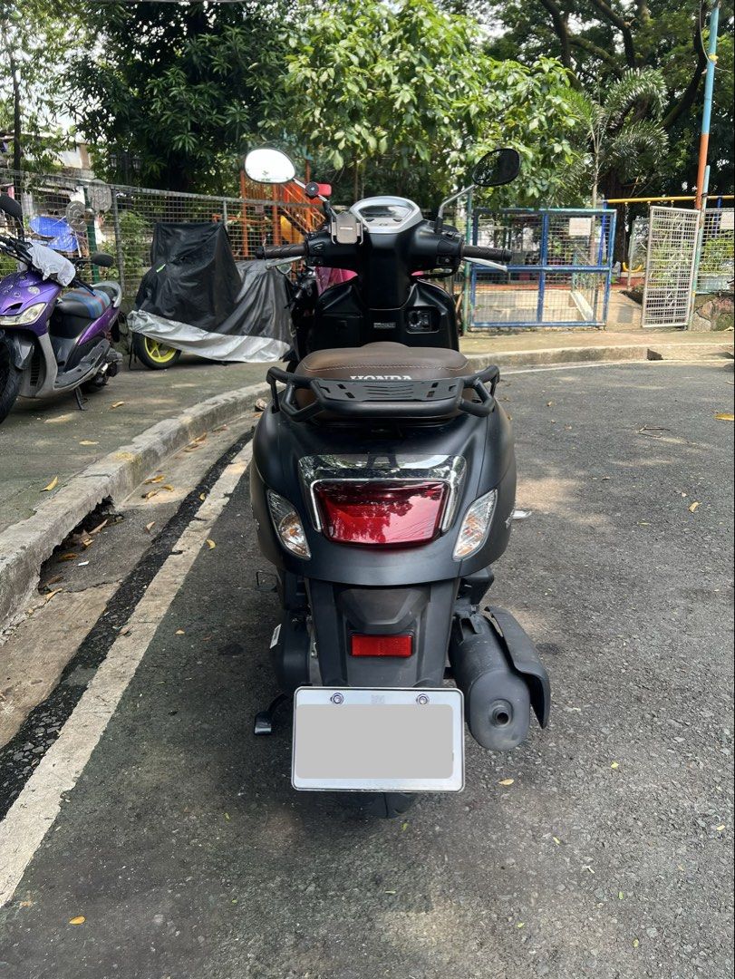 Honda Giorno Scooter (Category: Skates, Rollerblades & Scooters) located in Marikina City. Submitted by louitmg24 (Listing ID 1462973187, Image 3). Description: Honda Giorno 2025 1600+ odo Slightly negotiable.