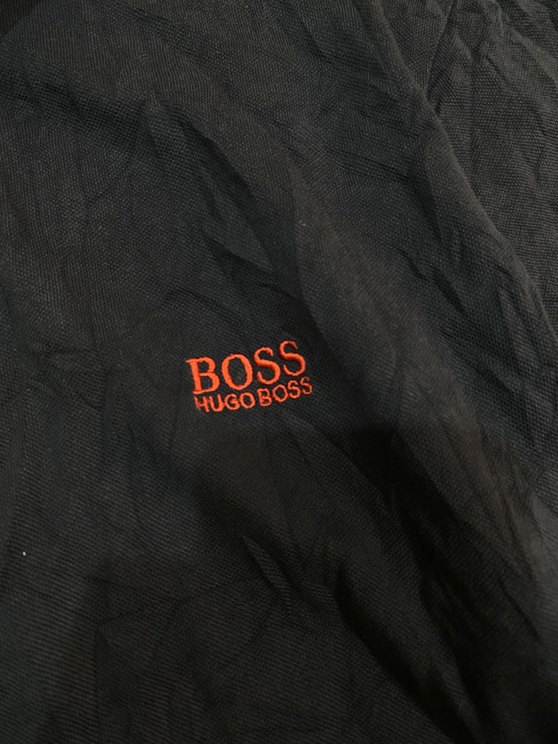 Hugo Boss Poloshirt (Category: Tshirts & Polo Shirts ) located in Tabaco. Submitted by hidden_gem.2 (Listing ID 1463019967, Image 2). Description: Need wash Fresh from bale Large on tag.