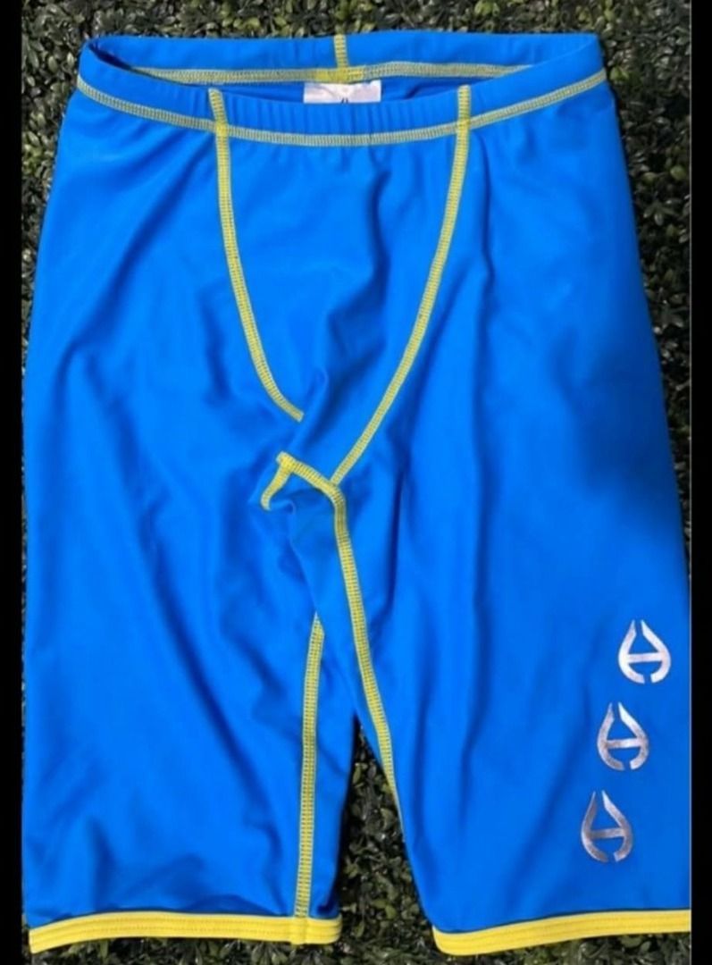 Hydros swim trunks original xxs blue (Category: Activewear) located in Cainta. Submitted by patrickwilsonstore (Listing ID 1462934054, Image 1). Description: Hydros swim trunks Brandnew Size: XXS Waist- 84cm Hips-97cm Selling price: 1,225 neg SRP: 2500.