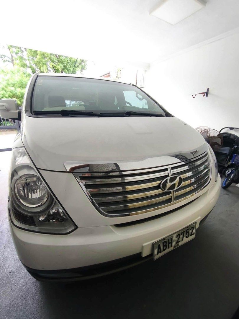 Hyundai Starex (Category: New Cars) located in Paranaque City. Submitted by enchanting_f1nds (Listing ID 1462940387, Image 2). Description: For Sale! Hyundai starex grand gold 2015 model Automatic Leather seats Good condition 62tkm 600k neg Loc bf homes.