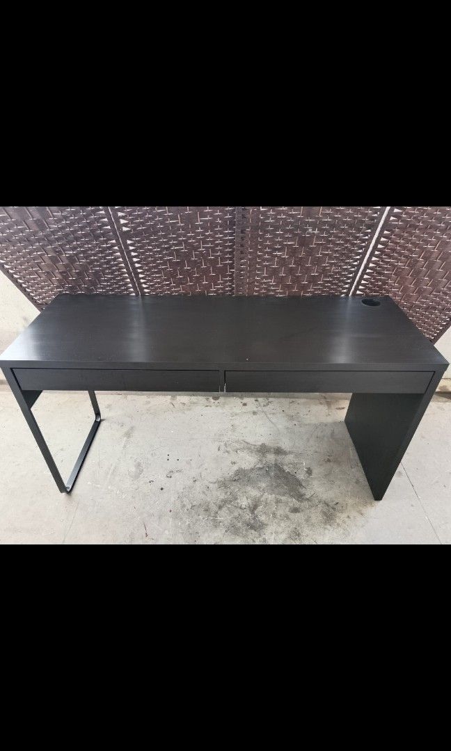 Ikea study table (Category: Tables & Sets) located in Singapore. Submitted by anamas (Listing ID 1463028063, Image 1). Description: we charge 20 for delivery. size 500 x 1420.