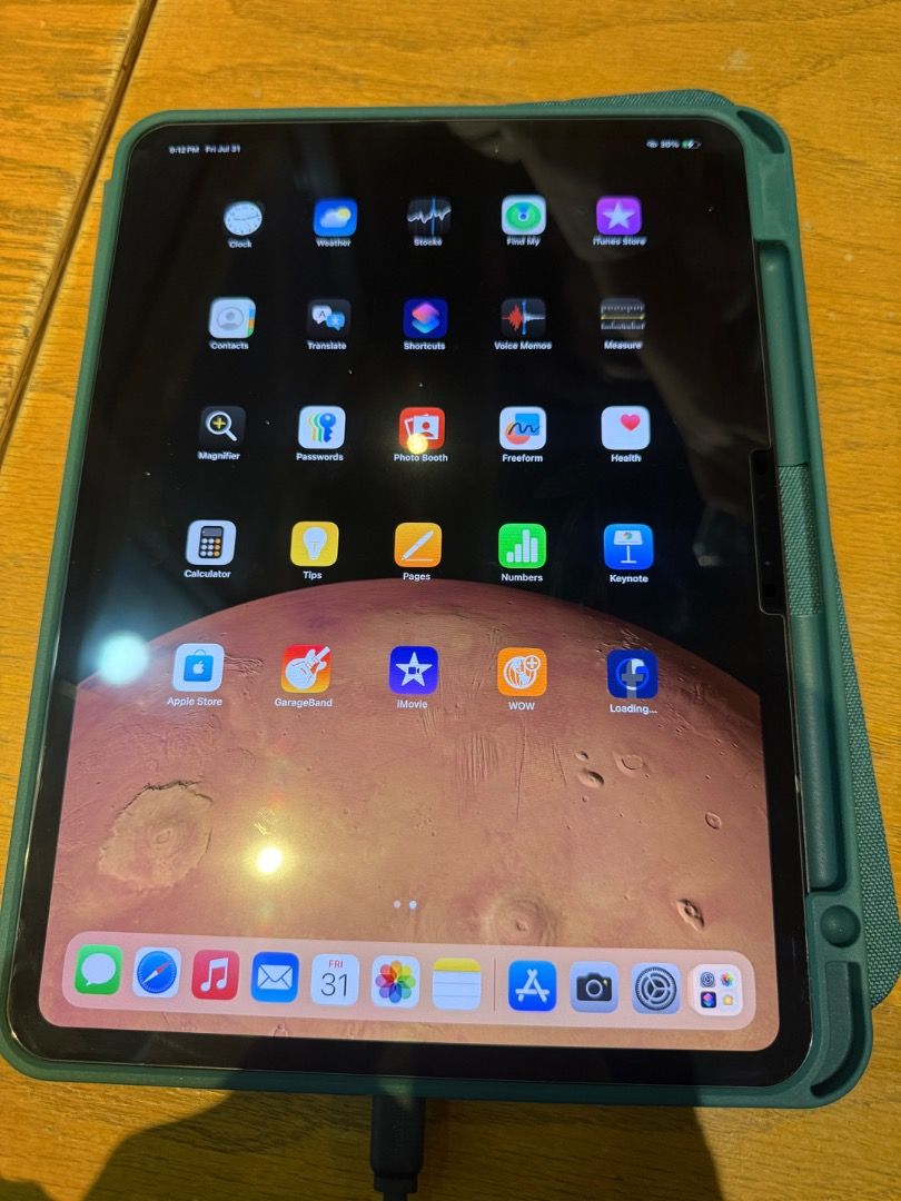 IPad Pro 11 (M4) 5th Gen (Category: Laptops & Notebooks) located in Iloilo. Submitted by rmfchiva (Listing ID 1462972284, Image 2). Description: Purchased from the Apple Store last July 31, 2026 for ₱72,000. In excellent, like-new condition. With original box with receipt available. Message me for inquiries. Serious buyers only..