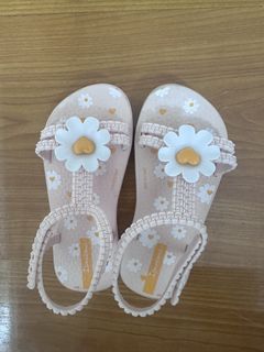 (Category: ) located in . Submitted by inlovewithbagsph (Listing ID 1463048731, Image 1). Description: .