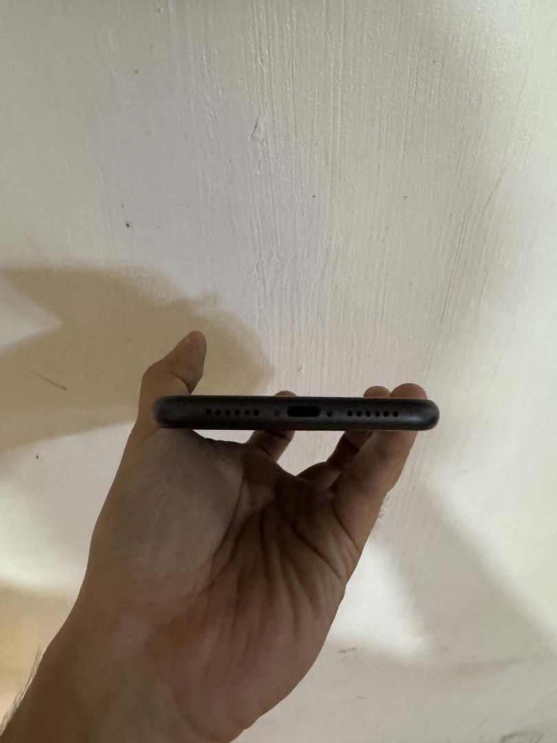 Iphone 11 (Category: iPhone 11 Series) located in Batangas. Submitted by randelle. (Listing ID 1462960560, Image 3). Description: .