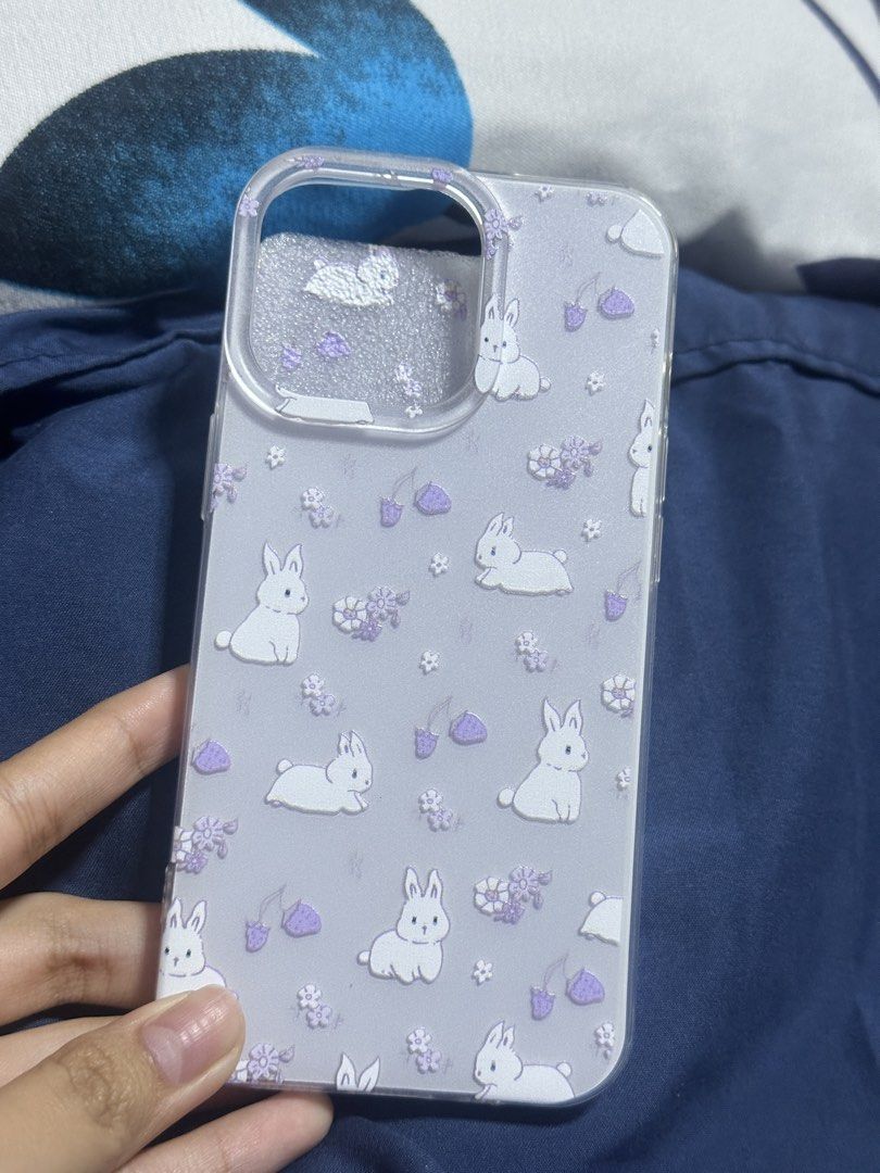 Iphone 13 pro case (Category: Cases & Sleeves) located in Cainta. Submitted by lotimiere (Listing ID 1462950557, Image 3). Description: 100 for both Bought the wrong model.