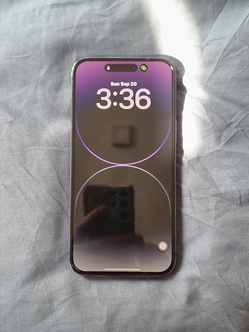 Iphone 14 Pro Max 1Tb (Preloved) (Category: iPhone 14 Series) located in Caloocan City. Submitted by laerak (Listing ID 1462969963, Image 2). Description: • Unit only • 79% battery health • Lady-owned • Negotiable for sure buyers.