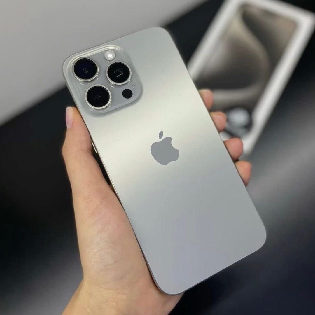 iPhone 15 Pro Max 256GB (Category: iPhone 15 Series) located in Quezon City. Submitted by amillionsuns (Listing ID 1462962116, Image 1). Description: iPhone 15 Pro Max 256GB — ₱47,000 Selling my iPhone 15 Pro Max 256GB. Details: * 📱 iPhone 15 Pro Max * 💾 256GB * 🔋 Battery Health: 84% * 🔄 Cycle Count: 862 * 📅 First Use: March 2024 * ✅ Battery condition: Normal * ✅ Fully functional * ✅ Face ID working * ✅ Cameras, speakers, buttons, etc. worki