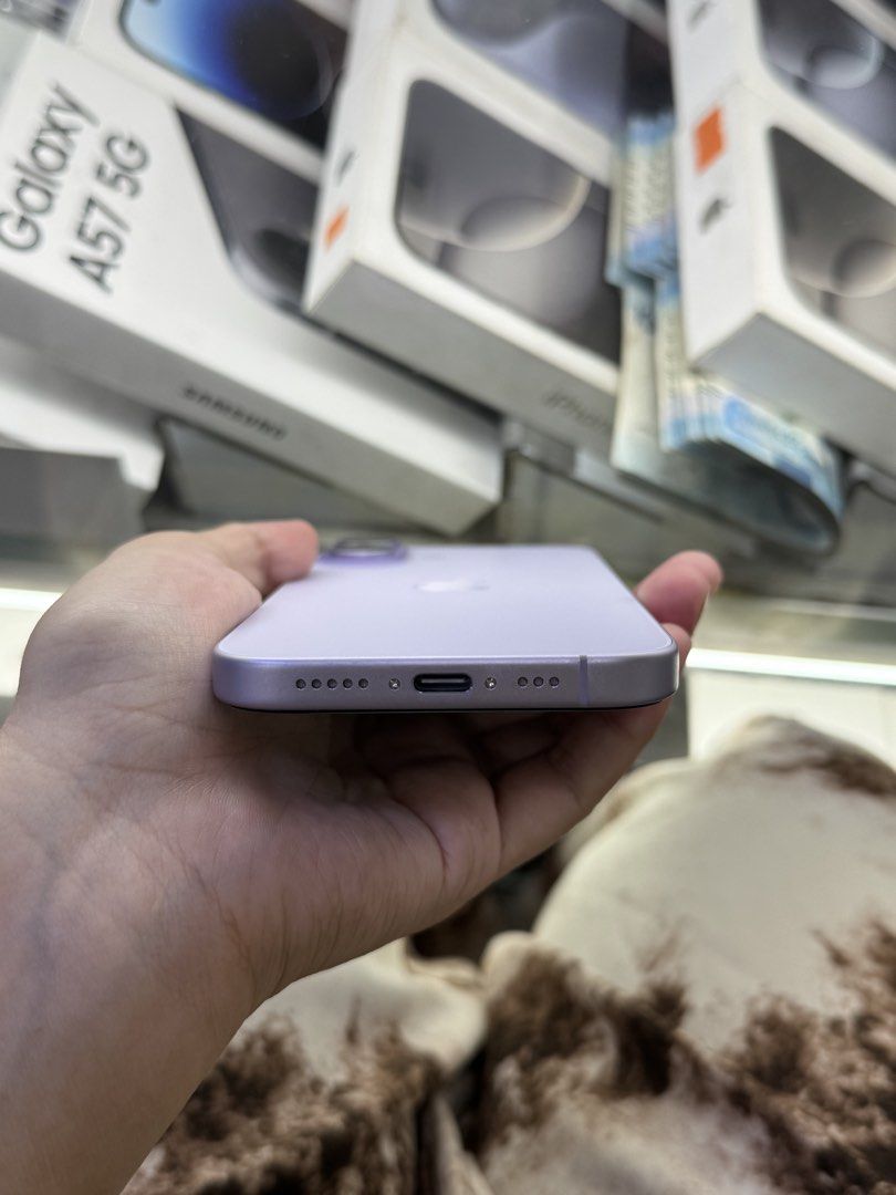 IPHONE 17 512GB 100%BH FACTORY UNLOCK NTC VARIANT (Category: iPhone 17 Series) located in San Juan City. Submitted by aynaagadgets (Listing ID 1463050821, Image 3). Description: IPHONE 17 512GB FACTORY UNLOCK SEPTEMBER 2026 STALL #: XB-07 FOR SALE | TRADE / SWAP PASS SA MGA SCAMMERS / THIRD PARTY (RFS: Buy and Sell) ⬇️DETAILS⬇️ •512 GB (Other storage is also available) •Lavender (Other color is also available but price may vary) •100%bh •NTC Vari