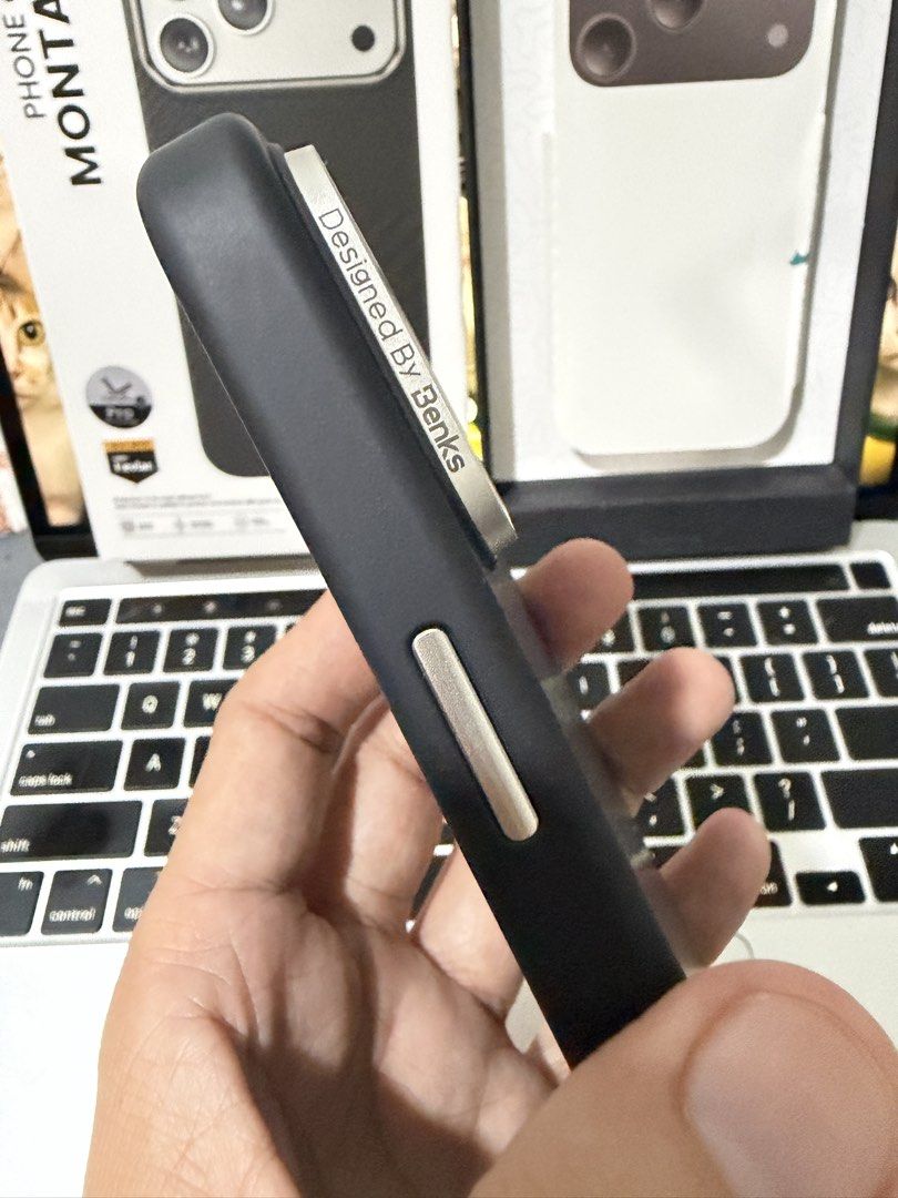 Iphone 17 pro Benks Montage (Category: Cases & Sleeves) located in Manila. Submitted by herpacioro53042 (Listing ID 1462925855, Image 3). Description: For 17 pro (not pro max) Brand new Kevlar case 2700 original price 1800 my price .