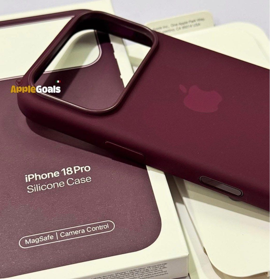 iPhone 18 Pro MagSafe Silicone Case [Cherry Red] (Category: Cases & Sleeves) located in Manila. Submitted by mercedgret74092 (Listing ID 1463045232, Image 1). Description: Available on hand Also available for 18 pro max po.