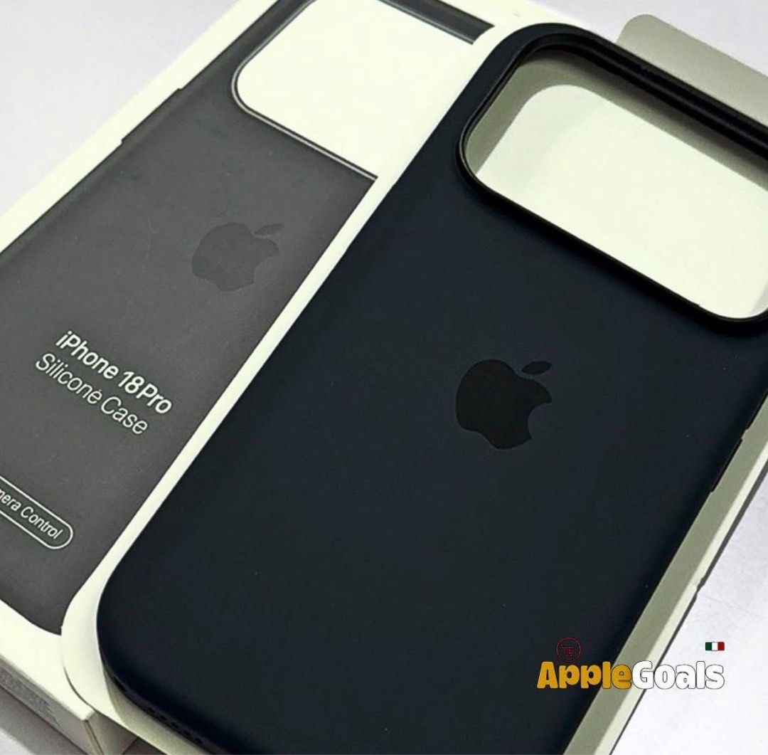 iPhone 18 Pro MagSafe Silicone Case [Black] (Category: Cases & Sleeves) located in Manila. Submitted by mercedgret74092 (Listing ID 1463053048, Image 3). Description: Also available for 18 pro max.