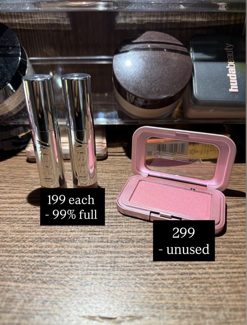 issy blush and lip tint (Category: Makeup) located in Manila. Submitted by xu_yans (Listing ID 1463055836, Image 1). Description: blush: cowgirl lip tint: nsfw and hotline.