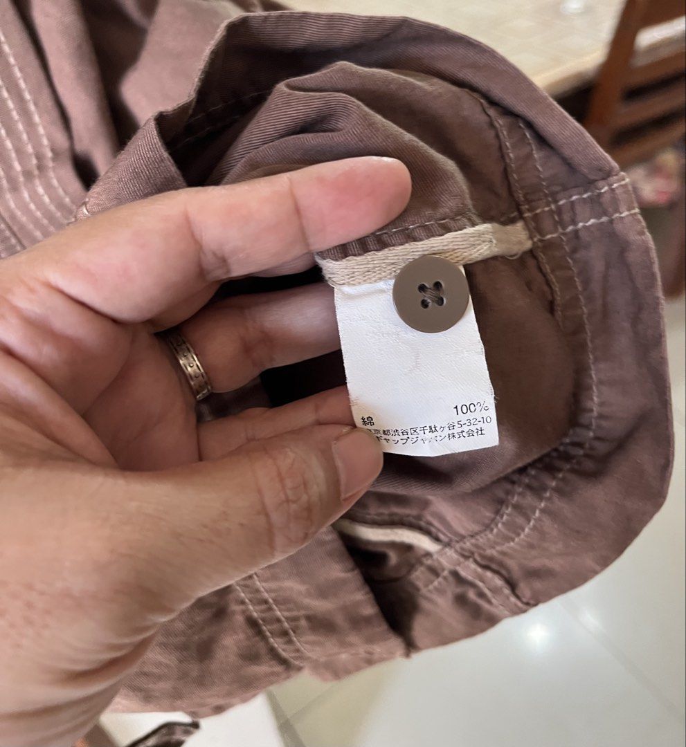 Jacket /coat (Category: Coats, Jackets and Outerwear) located in Bacoor. Submitted by ayit. (Listing ID 1462916725, Image 3). Description: Negotiable Med on tag Orig personal good cond Sf inc .