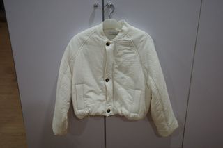 (Kategori: ) berada di . Dikirim oleh preloved.byrubyj (ID iklan 1462911934, Gambar 1). Deskripsi: .