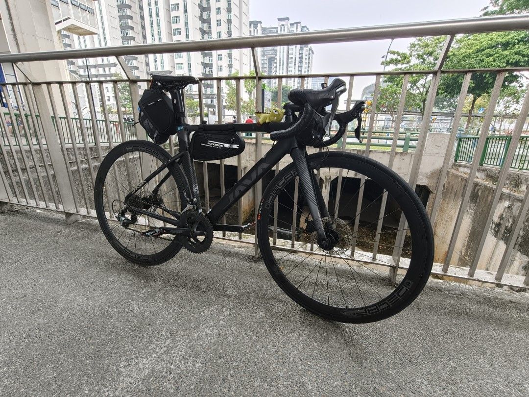 JAVA Siluro 3 (Category: Bicycles) located in Singapore. Submitted by fizzy0 (Listing ID 1463021744, Image 3). Description: Selling or trading for mtb/gravel offer price.. Scratches and dirty due to is being used. Size 50 Can see scratch at the brake.