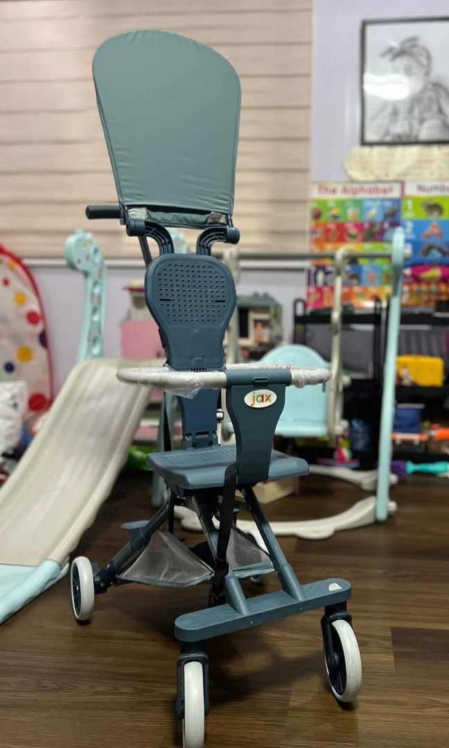 JAX Foldable Baby Stroller 6m+ (Category: Strollers) located in Midsayap. Submitted by sanchayscorner (Listing ID 1462979055, Image 1). Description: Original Price: P3,000 + SF.