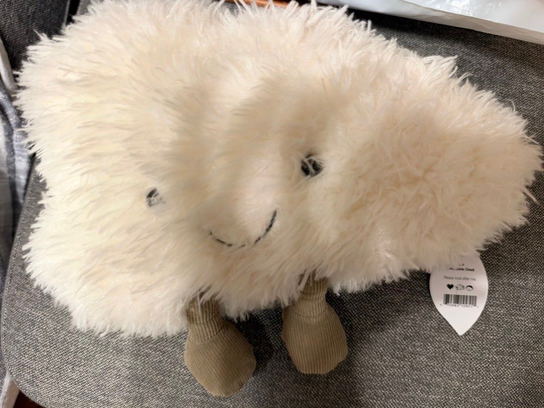 Jellycat Cloud 白雲 （分類：絨毛玩具）位於 Hong Kong。 由 caarrooll 提交（商品編號 1463082421，圖片 3）。簡介： Jellycat cloud 白雲 Around 30cm。