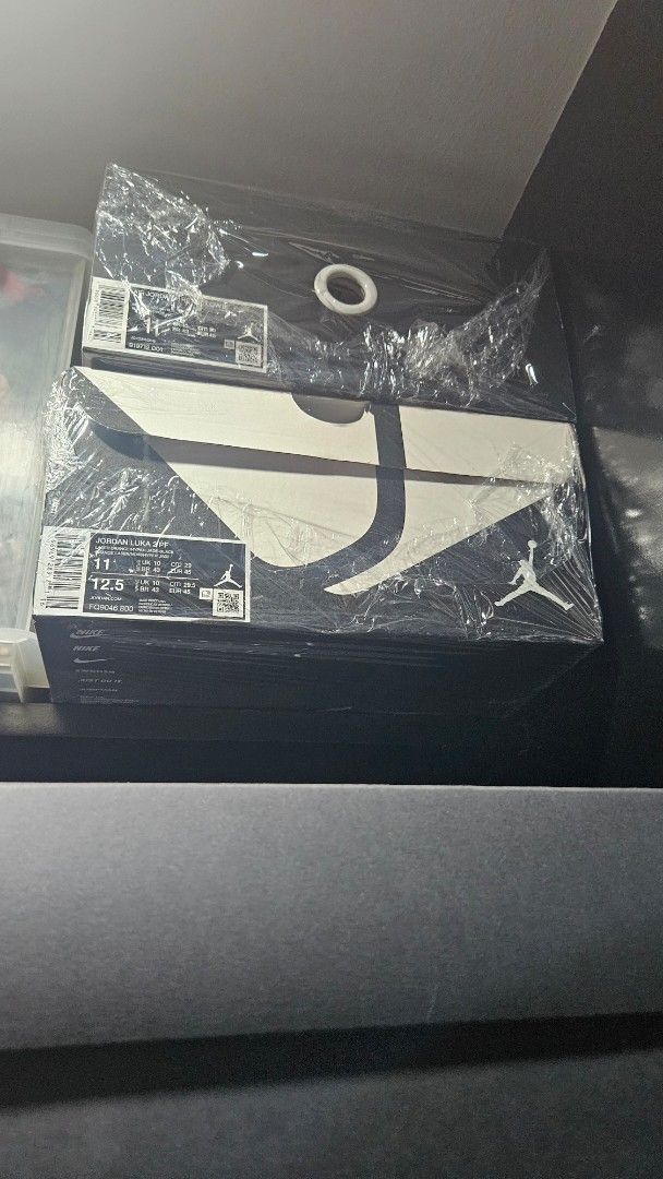 Jordan 11 retro spacejam IE Low (Category: Sneakers) located in Caloocan City. Submitted by anthonylim04-99709 (Listing ID 1462887507, Image 1). Description: - Authentic Air Jordan 11 "Cool Grey" retro IE Low spacejam - Size: 11 US Men - Condition: Brand New - Includes Original Box - Box is still factory sealed in plastic - Feel free to ask any questions!.