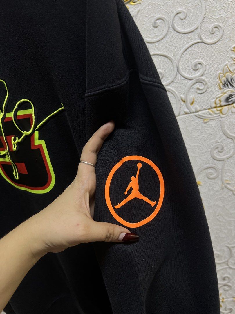 Jordan 23 Black Crewneck Sweatshirt (Category: Coats, Jackets and Outerwear) located in Manila. Submitted by irenekaren57943 (Listing ID 1463010125, Image 2). Description: 𒊹︎𝐉𝐎𝐑𝐃𝐀𝐍 ➤ 𝟐𝟓 𝐖 | 𝟐𝟖 𝐋 (𝐋-𝐗𝐗𝐋) ➤ 𝟗.𝟓 | 𝐄𝐱𝐜𝐞𝐥𝐥𝐞𝐧𝐭 ➤ 𝐍𝐨 𝐈𝐬𝐬𝐮𝐞 .