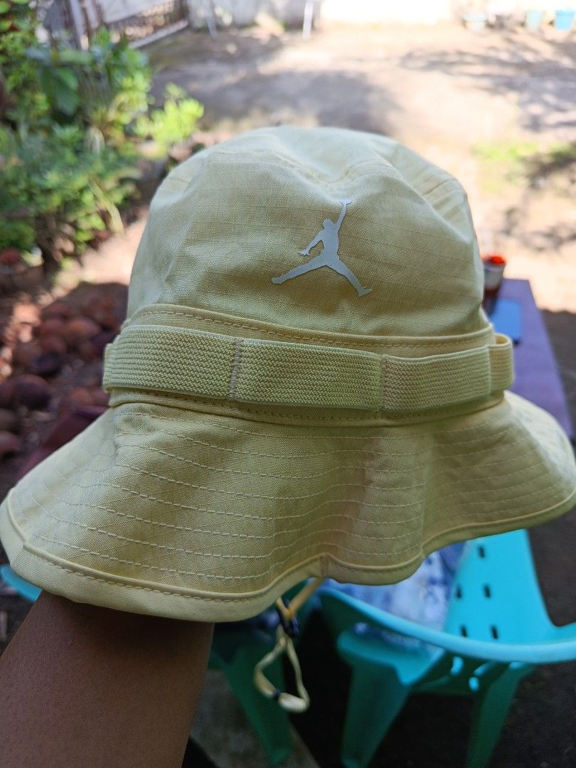 jordan apex bucket hat (Category: Activewear) located in Tigaon. Submitted by roland0402 (Listing ID 1463041208, Image 1). Description: jordan apex bucket hat color way lemon washed size avail medium and large brandnew and original money back guranted if proven fake super steal price for brandnew and orignal jordan items.