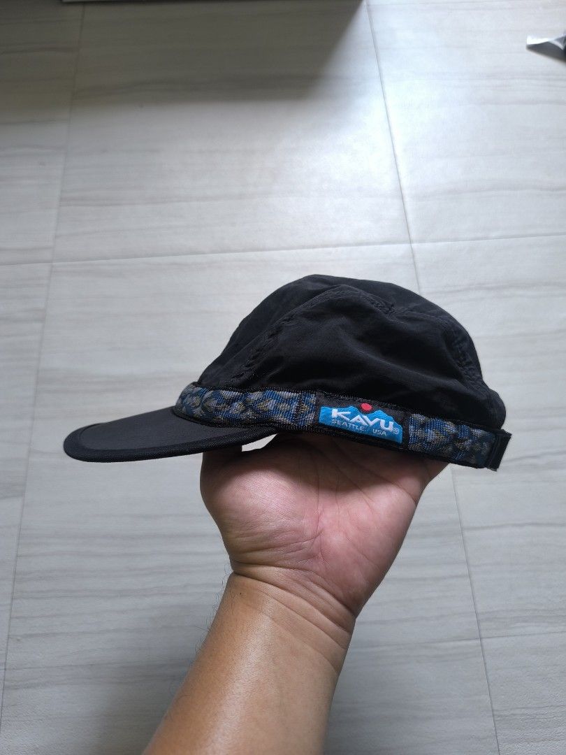 Kavu Seattle USA Black Nylon Cap Size M (Category: Caps & Hats) located in Talisay. Submitted by jppppppppp (Listing ID 1463003519, Image 2). Description: Kavu Cap Quick Dry Light Weight Tagged as Medium Excellent Condition 6️⃣9️⃣0️⃣+SF 09472849954.