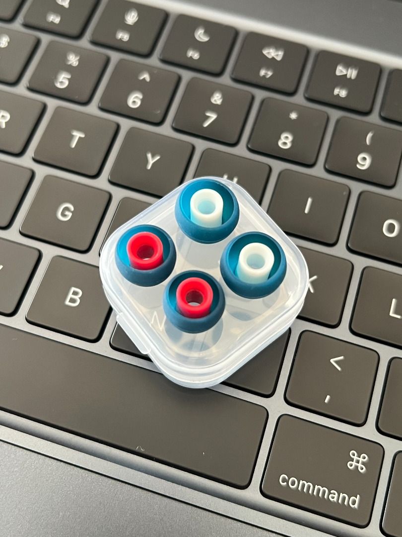 KBEAR 08 Silicone Eartips (Category: Other Audio Equipment) located in Manila. Submitted by jccheapdeclutters (Listing ID 1462938113, Image 2). Description: FOR SALE ONLY – KBEAR 08 Silicone Eartips Size M and S Worn only once for testing, and never used again. – Selling for only ₱149, sold as pack only. RFS: doesn't fit my ears – MOP: GCash or BPI fund transfer MOD: Lalamove or Grab Buyer to shoulder shipping fee Location: Kapitolyo, Pasig.