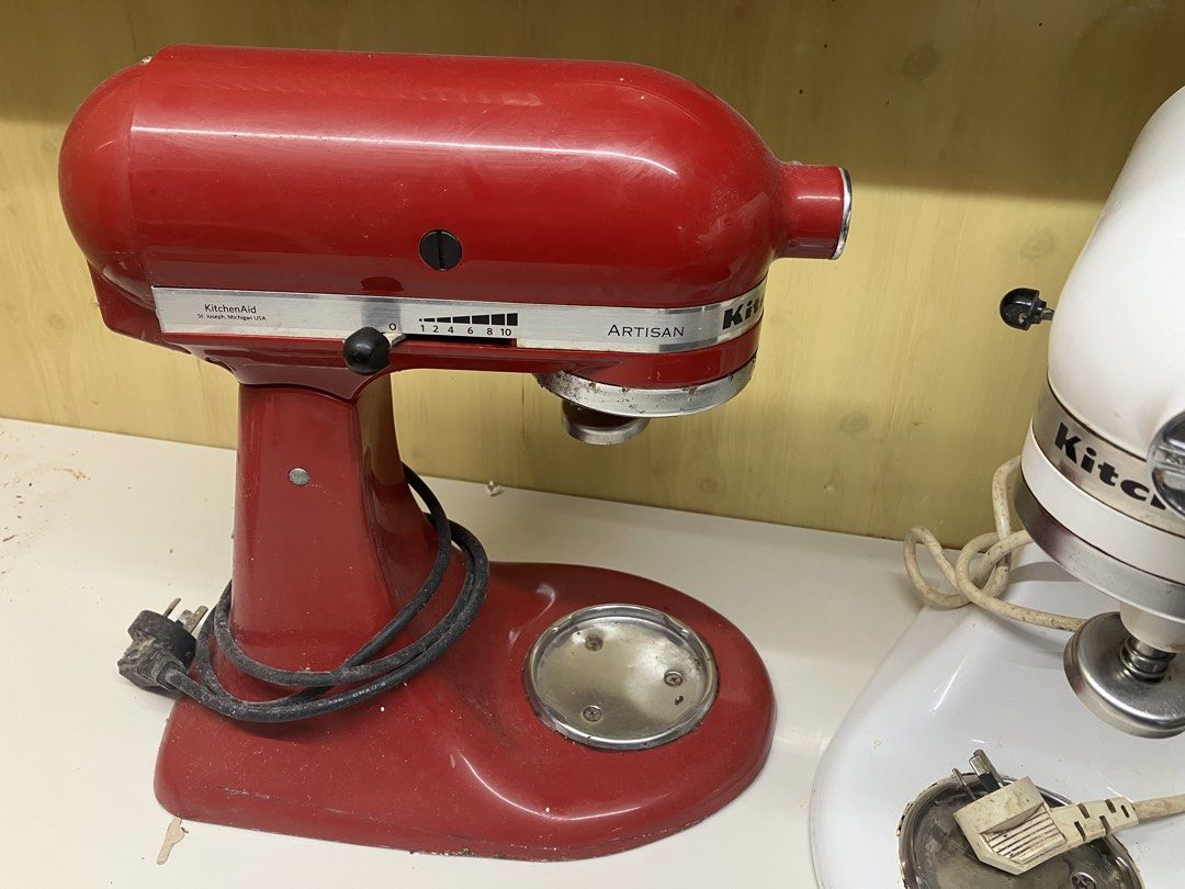 KitchenAid Artisan Stand Mixer - Red (Category: Hand & Stand Mixers) located in Manila. Submitted by mysweetboracay (Listing ID 1462894694, Image 1). Description: - Red KitchenAid Artisan Stand Mixer - Made in St. Joseph, Michigan, USA - 10 speed settings (0-10) - Power cord included - Ready for your kitchen!.