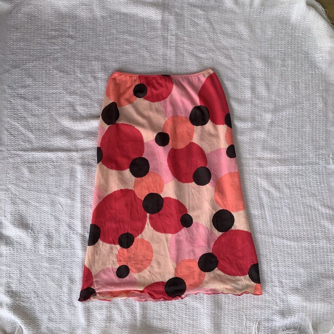 [SOLD] KOOKAI midi skirt (Category: Skirts) located in Cebu City. Submitted by hiddenlabel (Listing ID 1463068786, Image 2). Description: Xs-small Brand: KOOKAI.