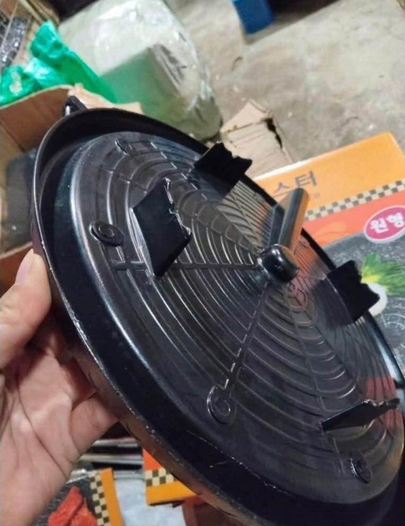 Korean Grill Pan Round (Category: Cookware & Accessories) located in Manila. Submitted by kairos_luckyonlineshop (Listing ID 1462887070, Image 2). Description: .