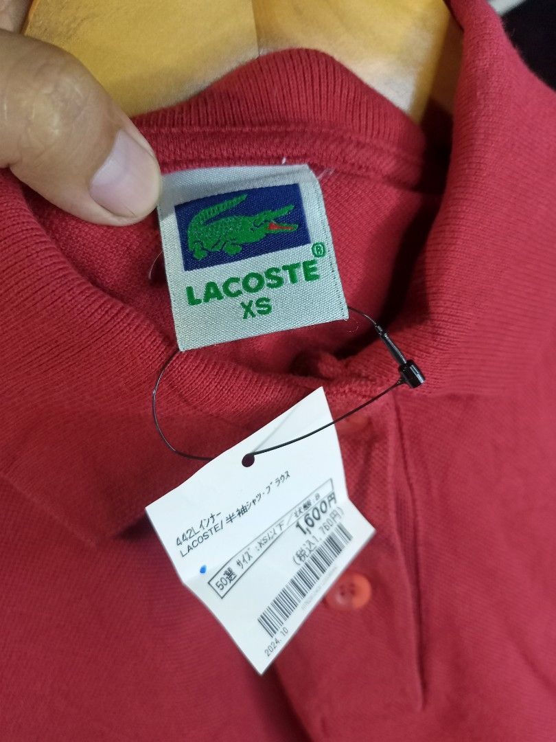 Lacoste Red Polo Shirt (Category: Tshirts & Polo Shirts ) located in Castilla. Submitted by stignapamorma (Listing ID 1463117989, Image 3). Description: Size - 16x20 Condition - Excellent Color Rate - 9/10 Issue - None Price - 600+SF.