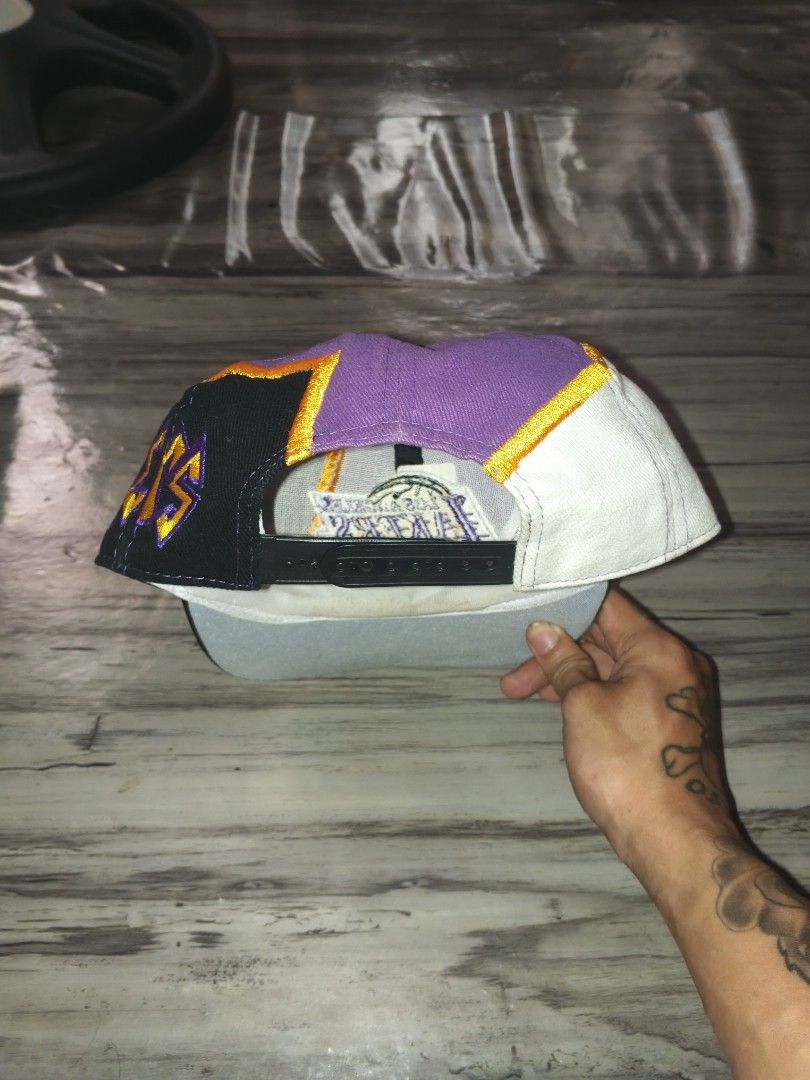 LAKERS T VOLTS (Category: Activewear) located in Manila. Submitted by zenyorhito (Listing ID 1463099288, Image 3). Description: COSTUMIZE IN US.