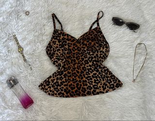 (Category: ) located in . Submitted by love_clothies (Listing ID 1462897362, Image 1). Description: .