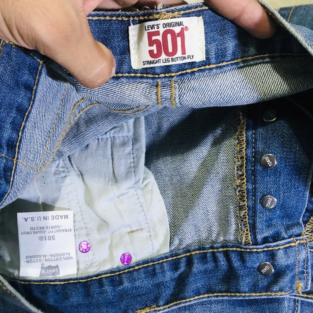 Levis 501 Vintage (Category: Jeans) located in Samal. Submitted by rj_thrift (Listing ID 1463019495, Image 3). Description: size 32-34x40 issue: altered excellent condi crispy condition.