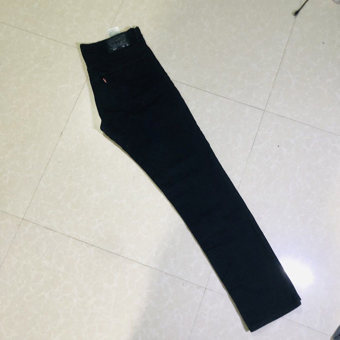 Levis 511 skinny jeans (Category: Jeans) located in Samal. Submitted by rj_thrift (Listing ID 1463019076, Image 2). Description: size 30-32x40 no issue excellent condi.